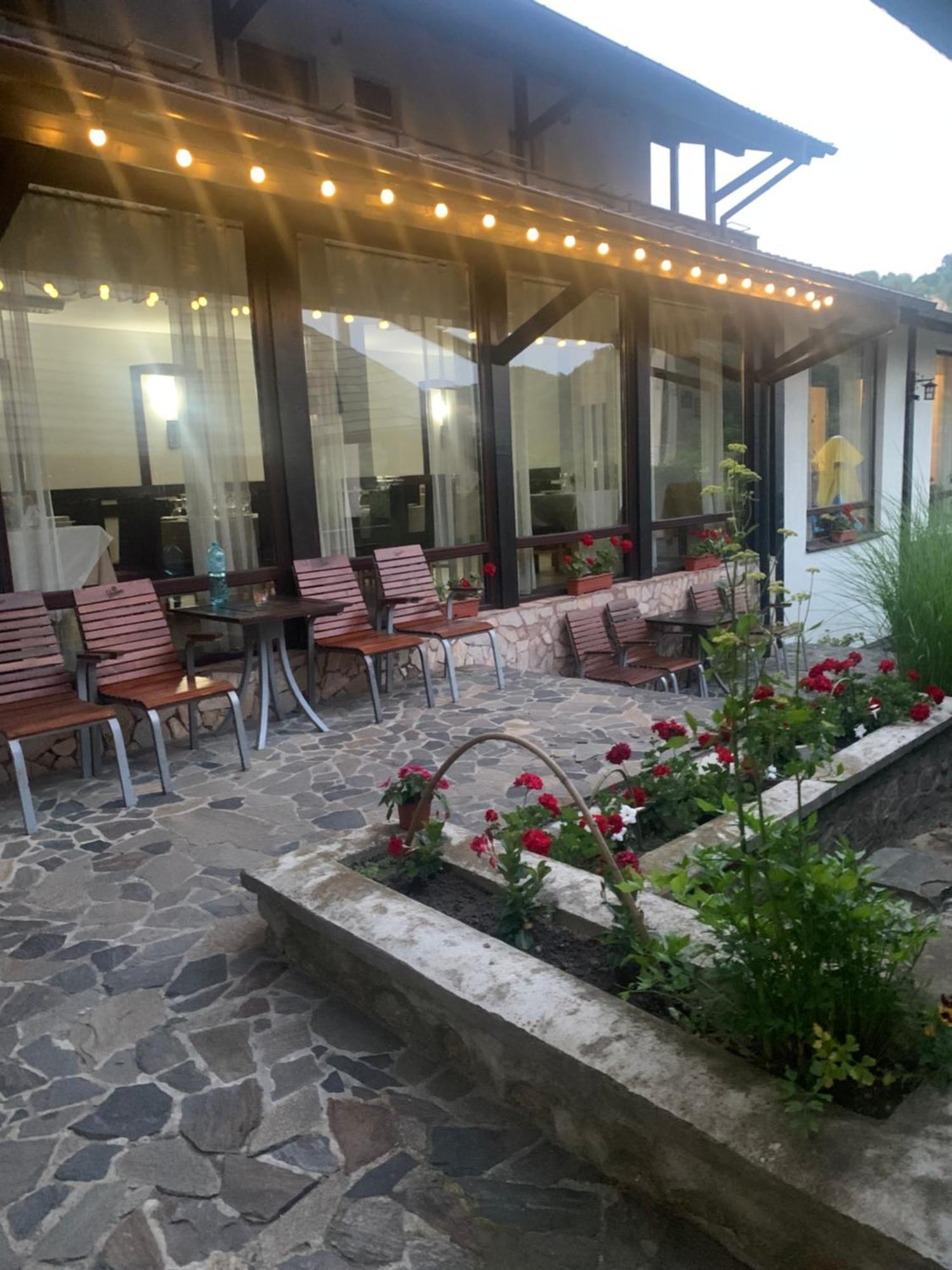 No Comment Rustic Curtea de Argeş Exterior foto